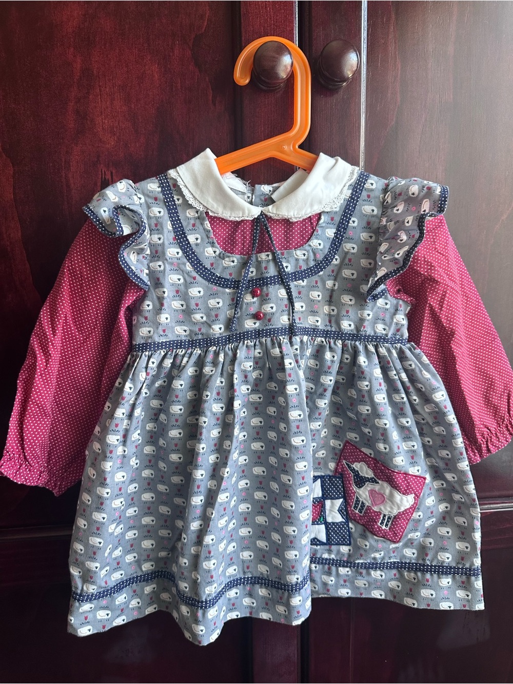 Vintage girls Dress with Peter Pan Collar